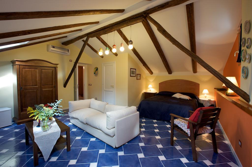 Bed and Breakfast La Casa Di Donn'Amelia Molina  Zimmer foto